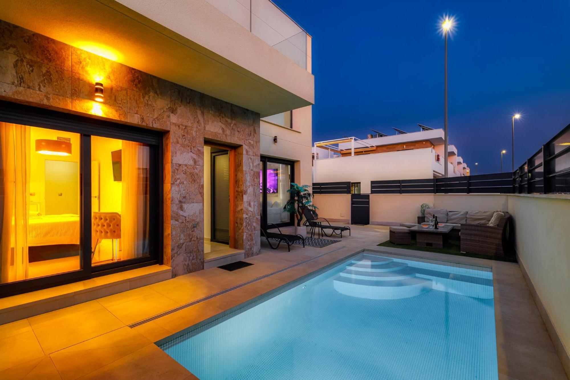 Villa White Diamond - Piscine - Plage 10 Minutes Daya Vieja Dış mekan fotoğraf